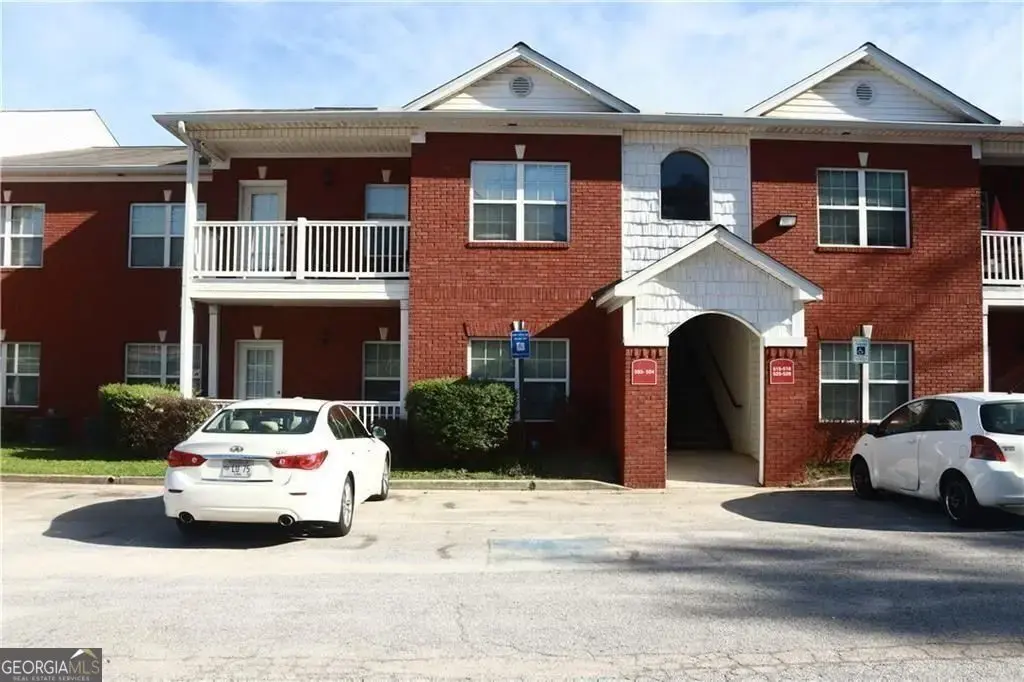 7712 Autry Circle 516, Douglasville