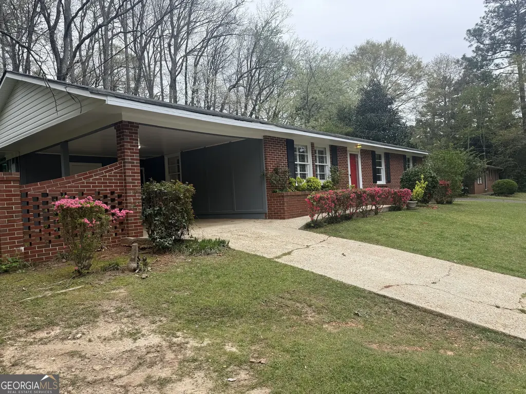 202 Park Hill Drive, Lagrange