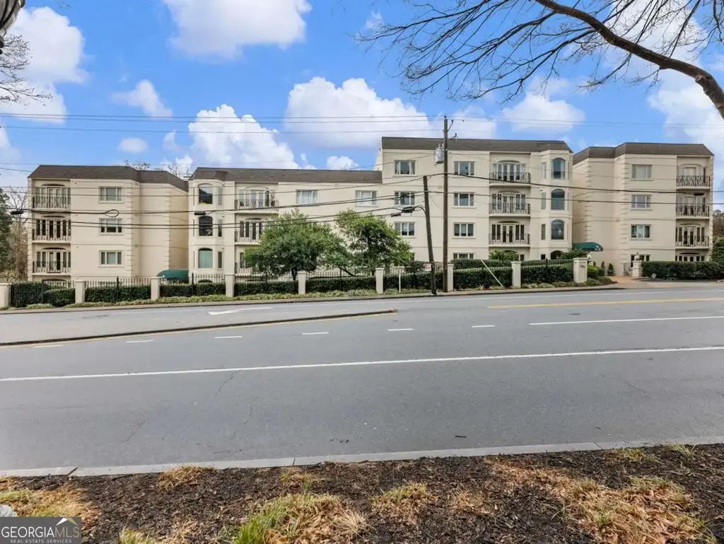 3636 Peachtree Road Ne 405, Atlanta