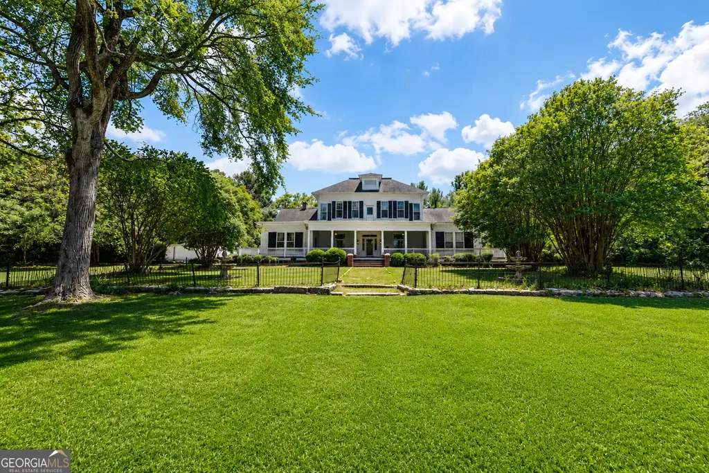 1091 E Peachtree Avenue, Woodville