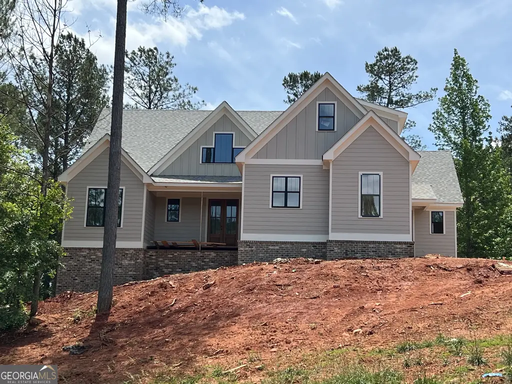607 Forest Pointe Drive, Forsyth