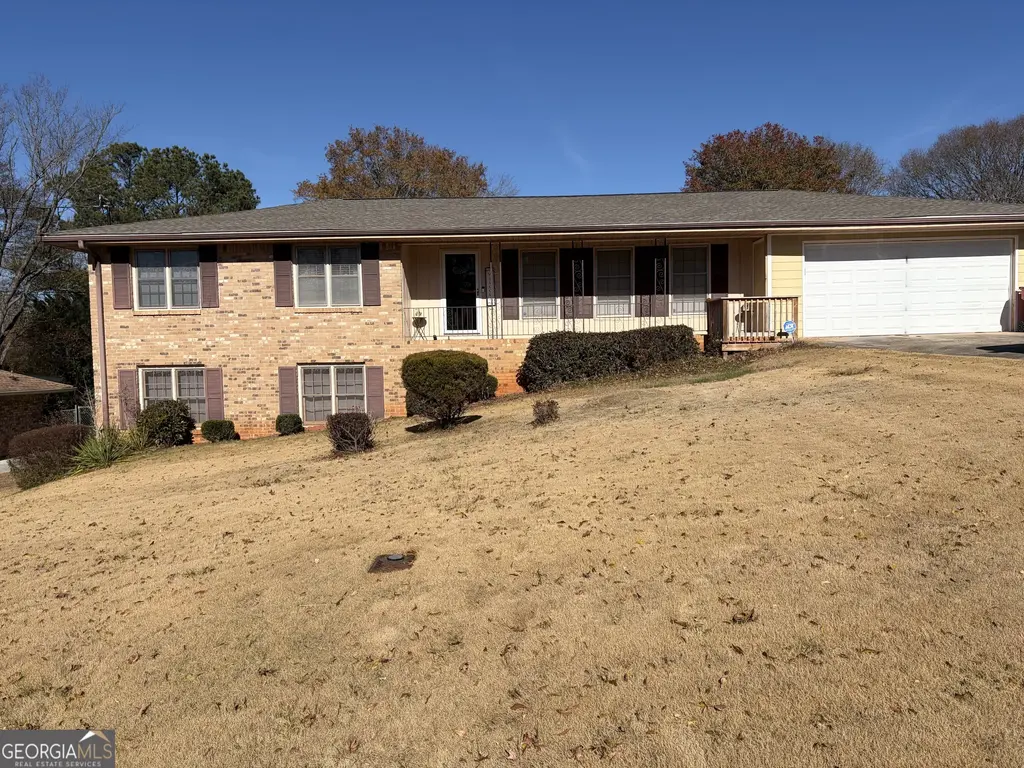 1056 Waterside Drive Se, Conyers