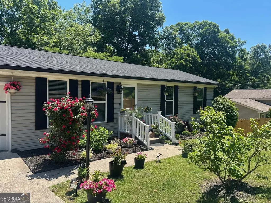 391 Oak Tree Road, Ringgold
