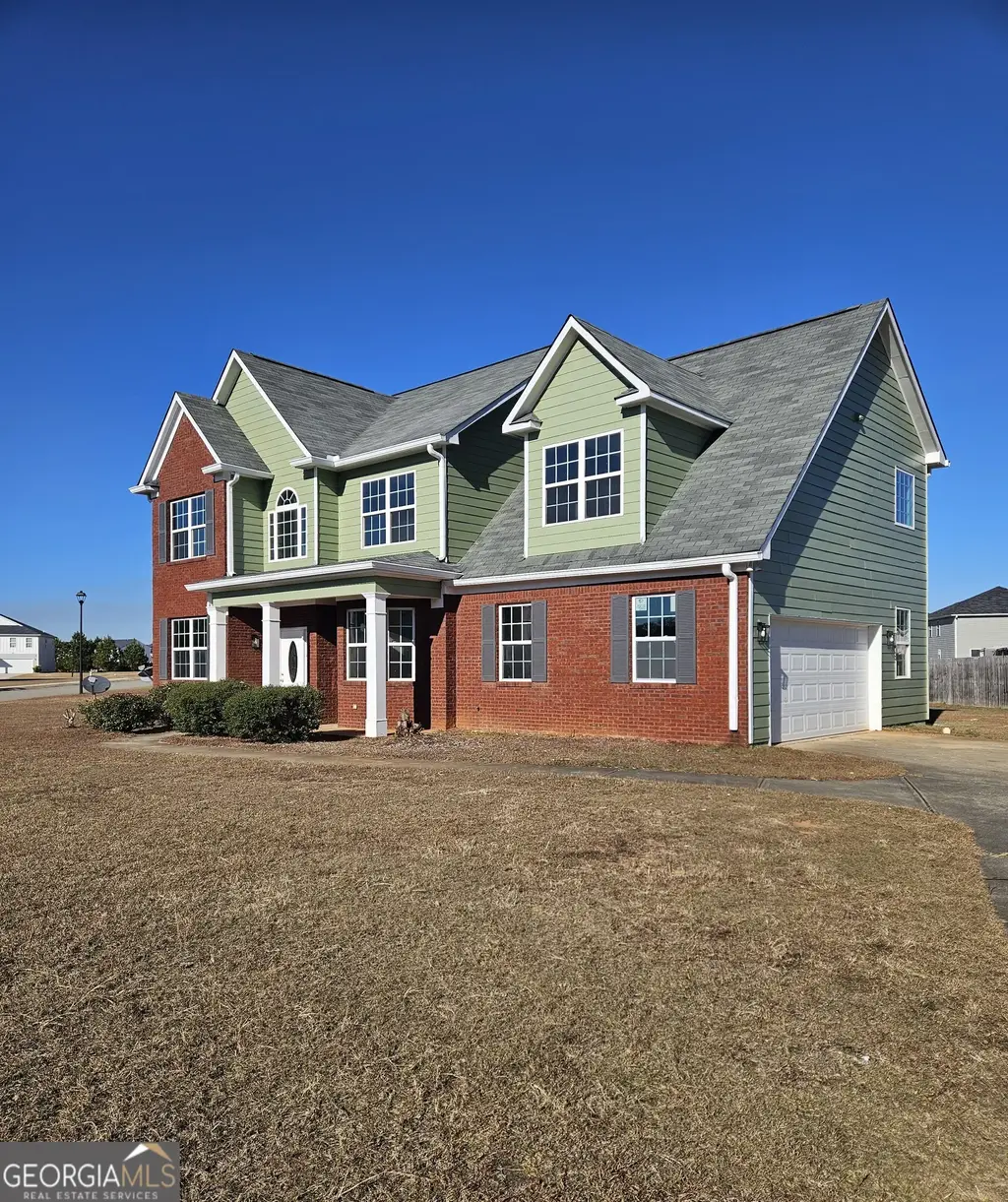 248 Sky Hawk Lane, Macon
