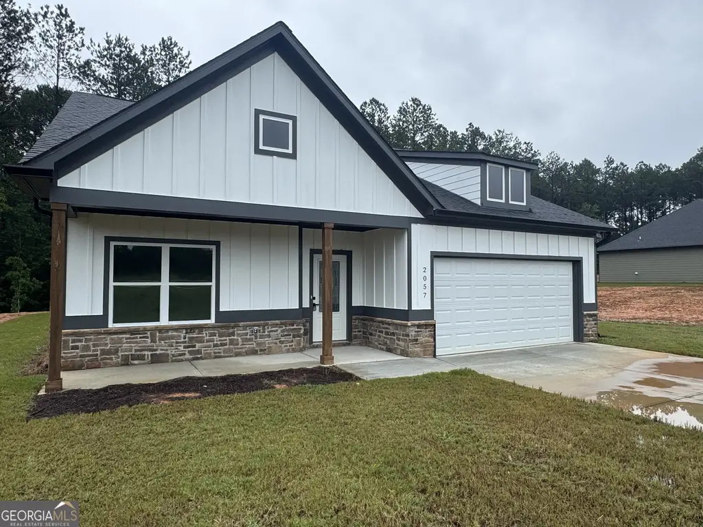 2057 N. Hicks Road, Toccoa