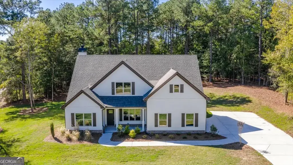 205 Barnett Lane, Thomaston