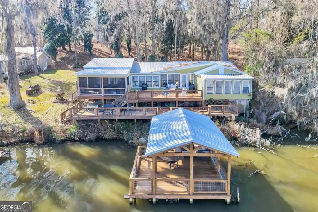 508 B N Spring Creek Circle, Cobb