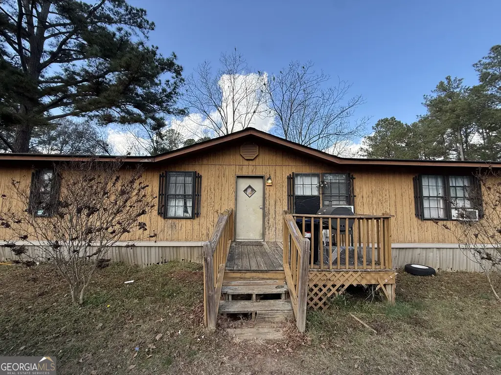 1775, 1779 Payne Road, Rentz