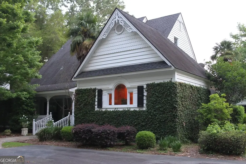 124 N Valhalla Lane, Cordele