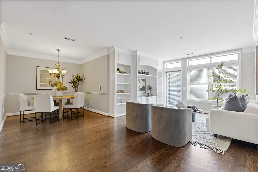 3334 Peachtree Road Ne 109, Atlanta