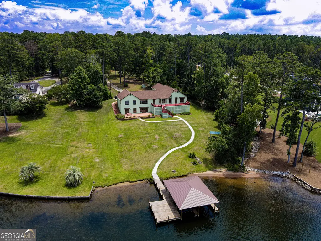 81 Mariners Drive Ne, Milledgeville