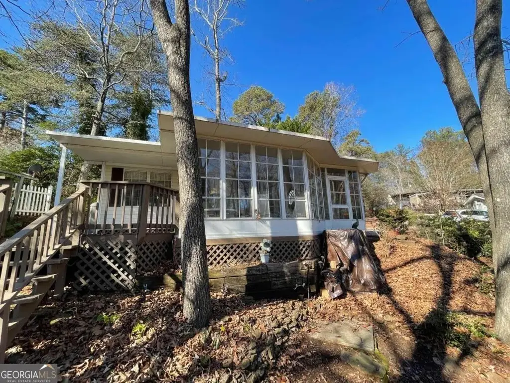 20 Clipper Circle, Hartwell