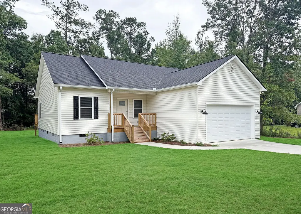 1532 Greentree Parkway, Macon