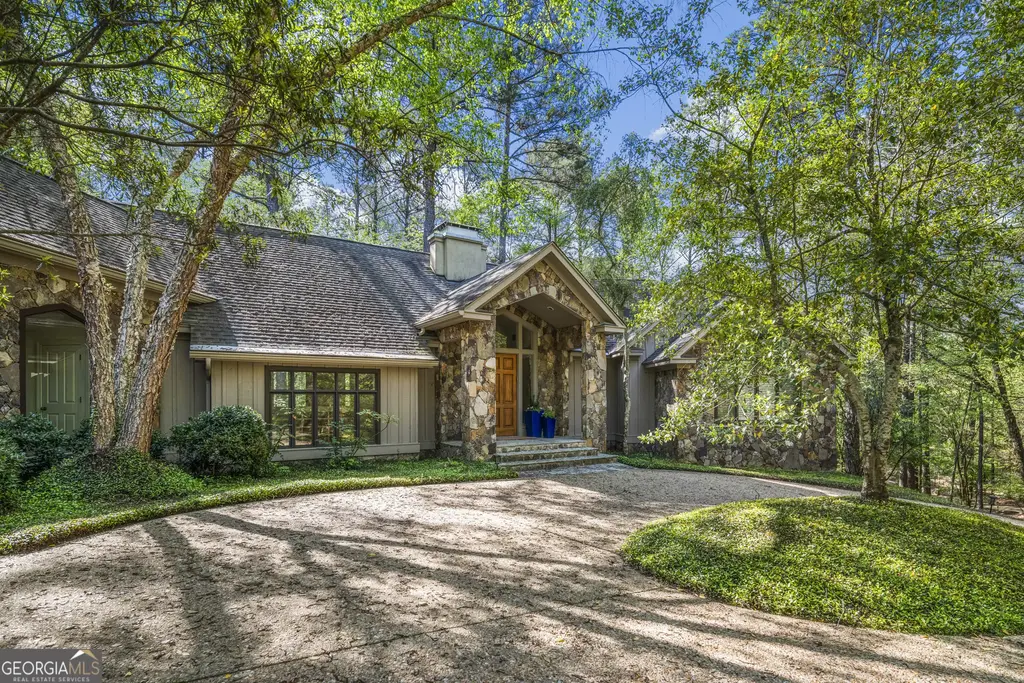 4 Mountain Ridge Court, Columbus