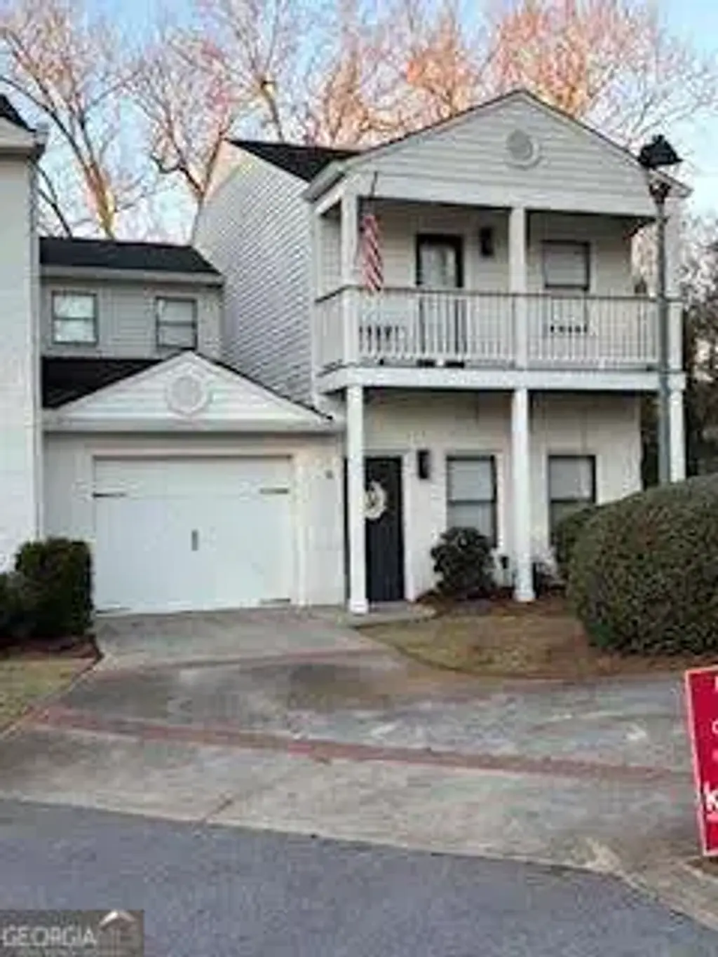 320 W Avenue Unit 6, Carrollton