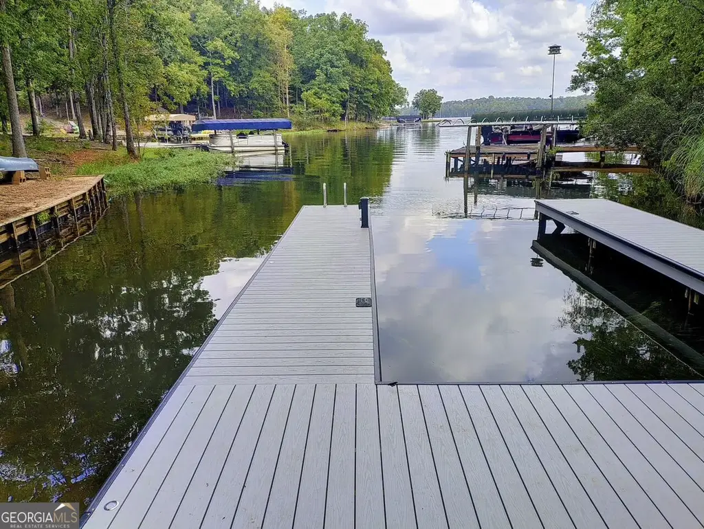 403 Long Shoals Drive, Eatonton