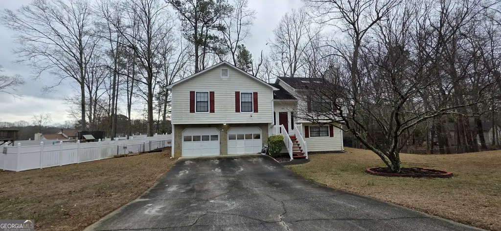 2699 Lantern Trail, Lithia Springs