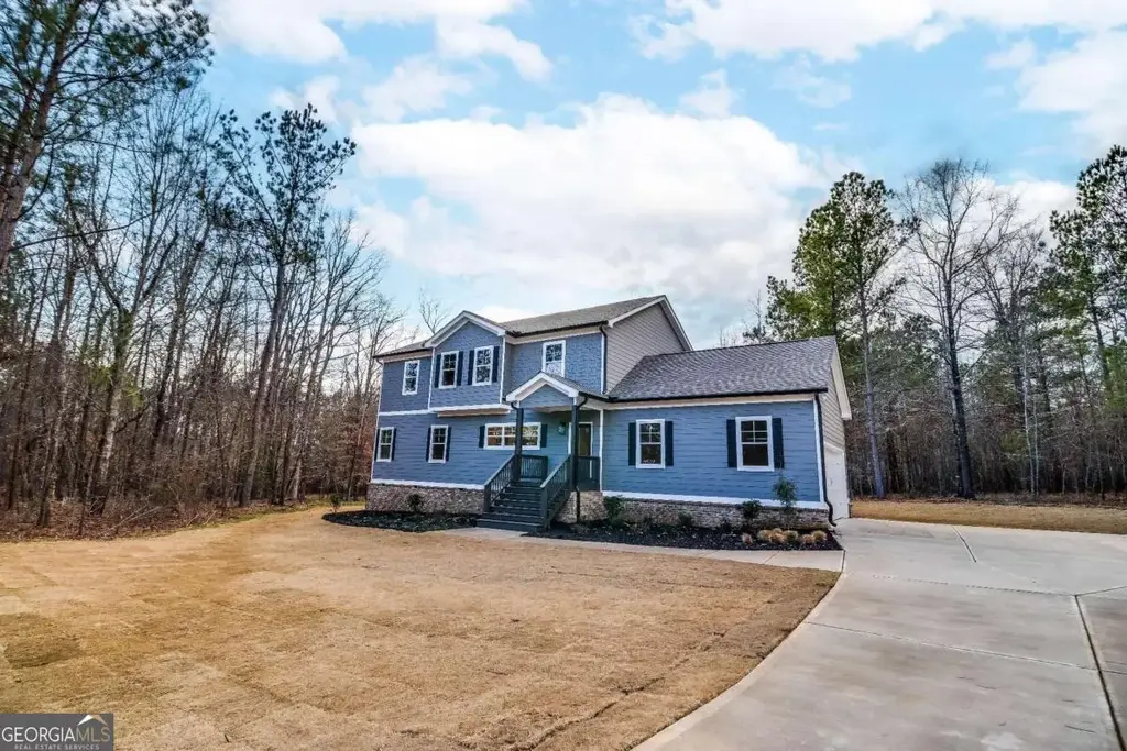 1021 Pointe S, Tignall