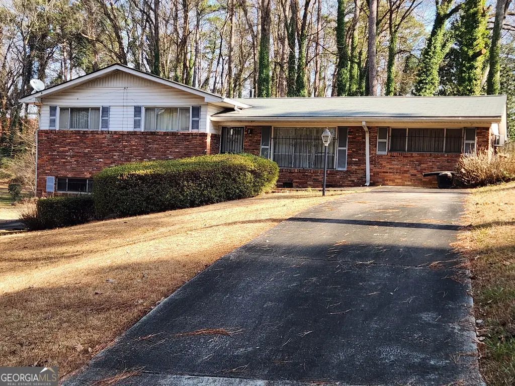 2366 Country Club Drive Sw, Atlanta