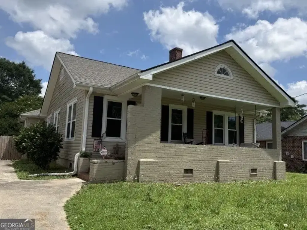 139 Myrtle Street, Elberton