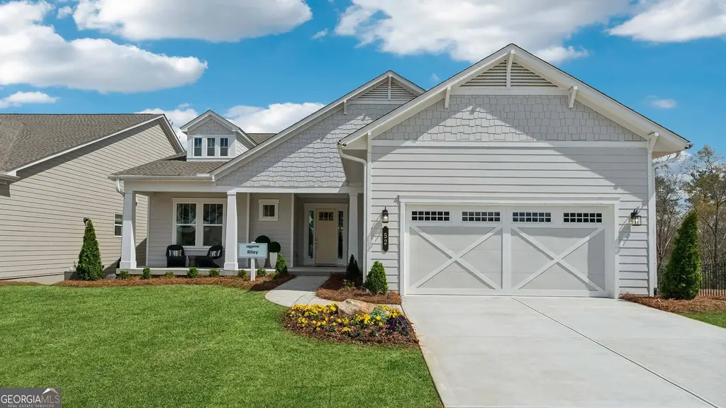254 Savoy Court, Newnan