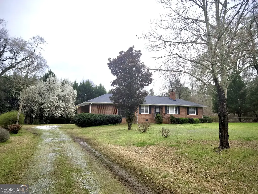 1584 Lexington Carlton Road, Carlton