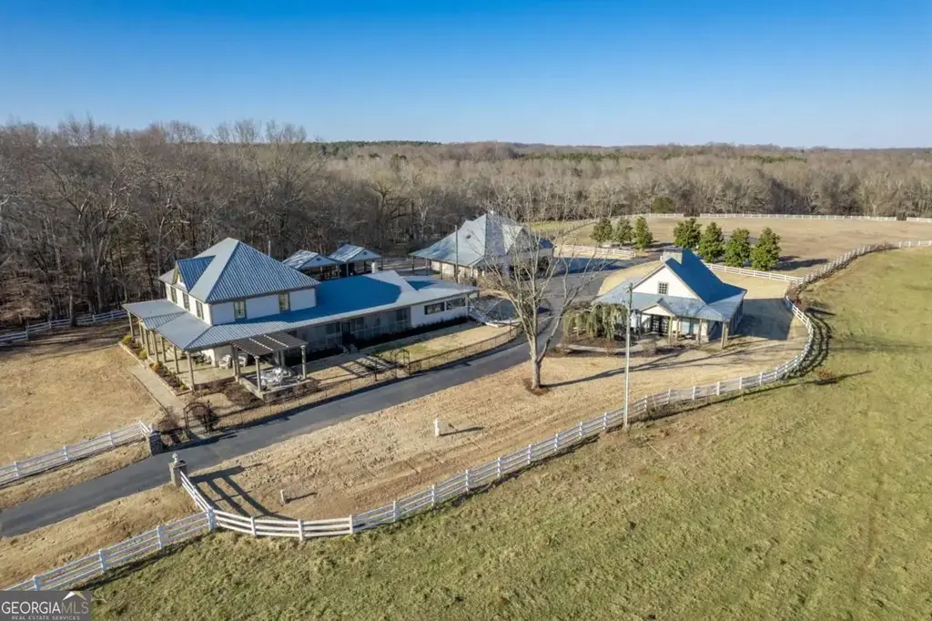 7527 Highway 326, Commerce