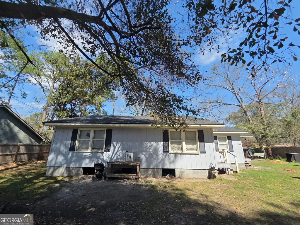 758 Hearn Road, Hinesville