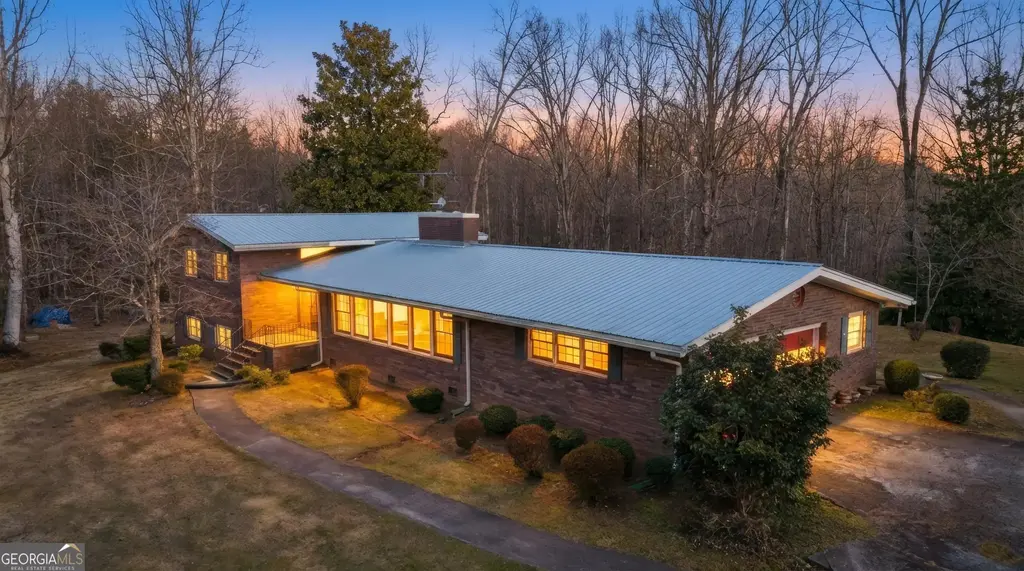 3317 Talmadge Drive, Clarkesville