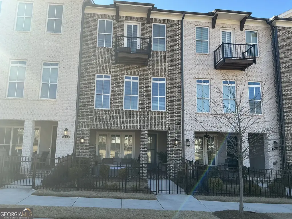 4698 Watervale Way, Peachtree Corners