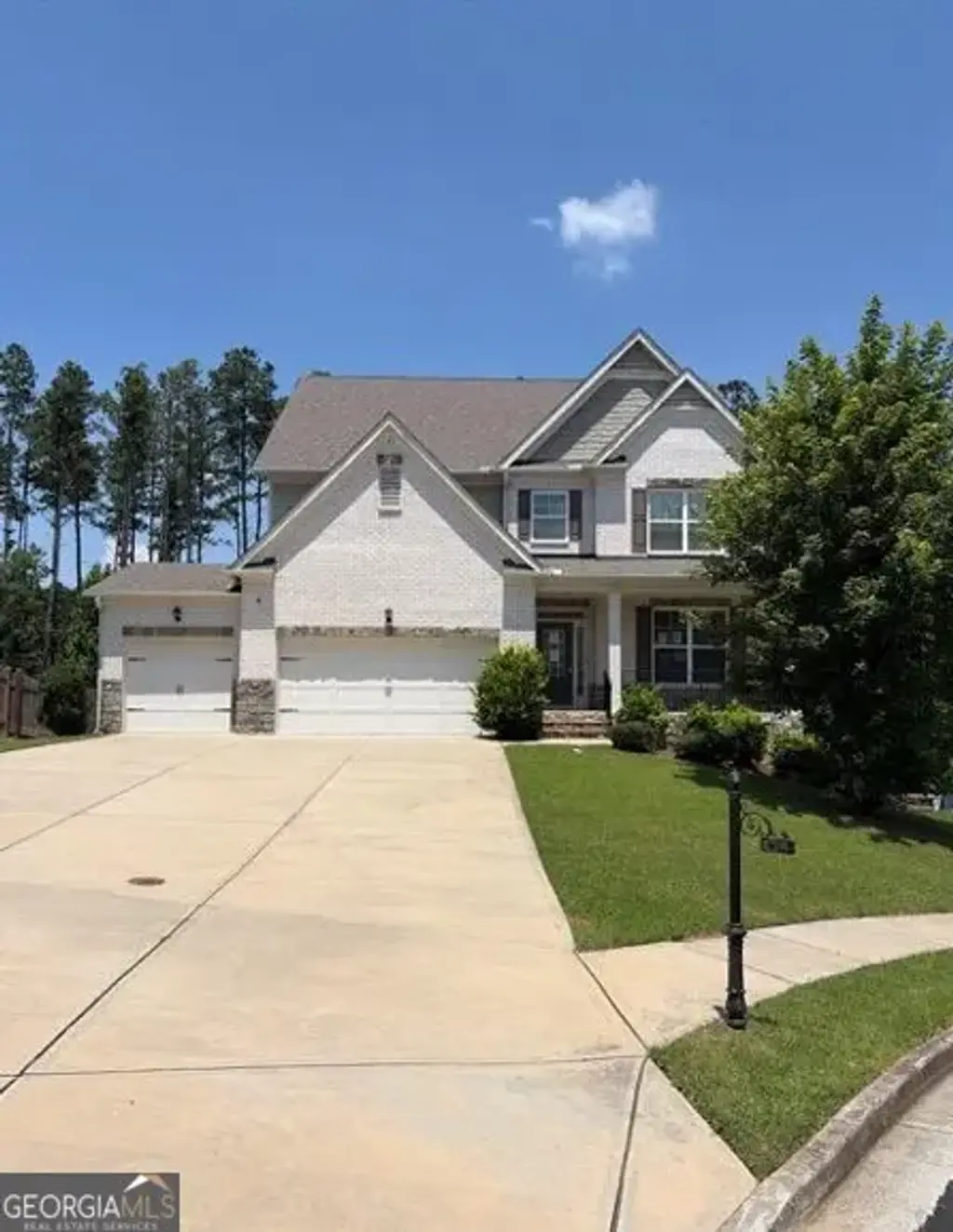 123 Tea Rose Lane, Dallas
