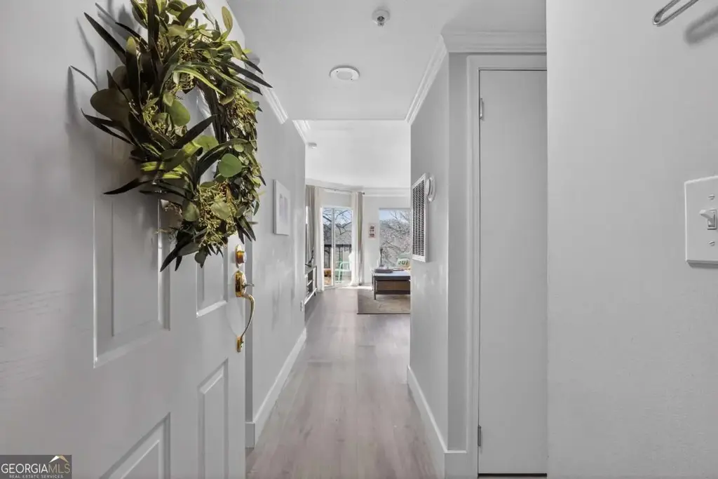 1 Biscayne Drive Nw 309, Atlanta