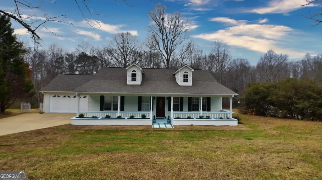 105 Redwood Drive, Lagrange