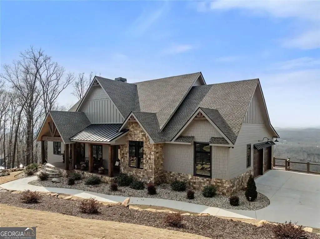 655 Mountainside Drive, Cleveland
