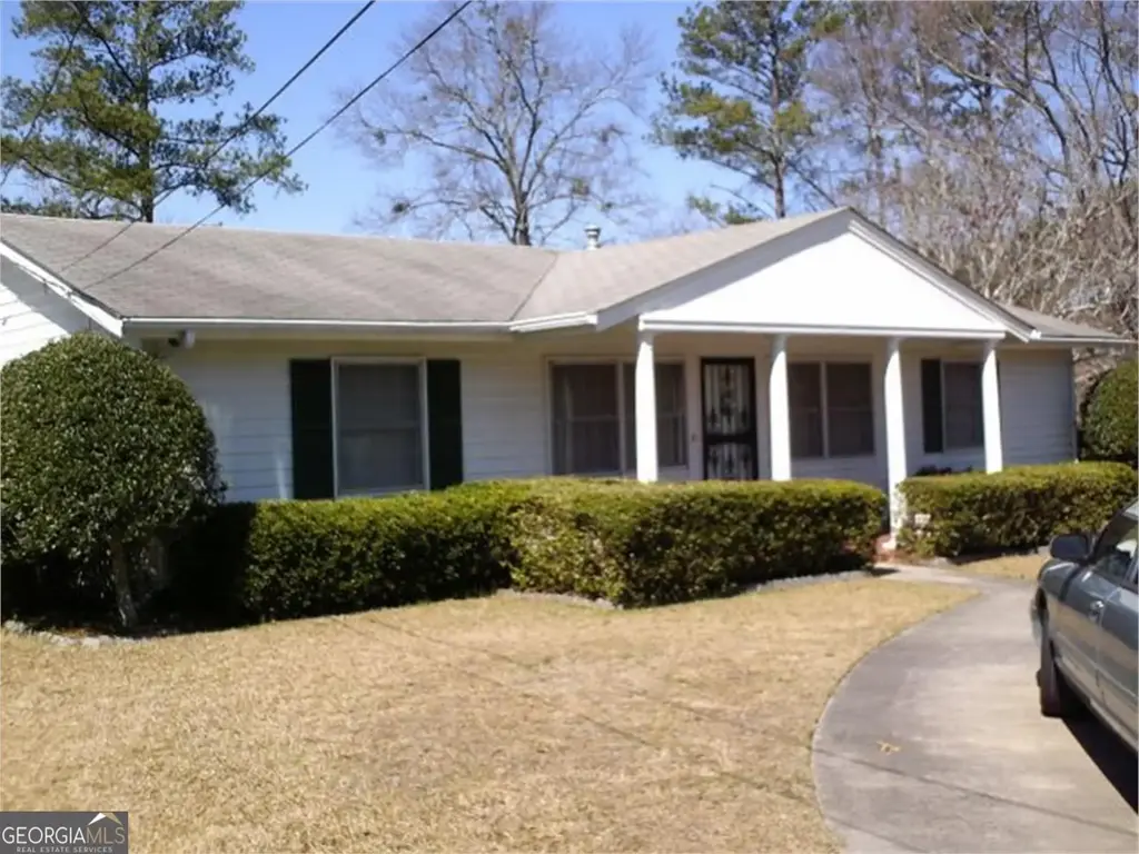 504 Webster Drive, Manchester