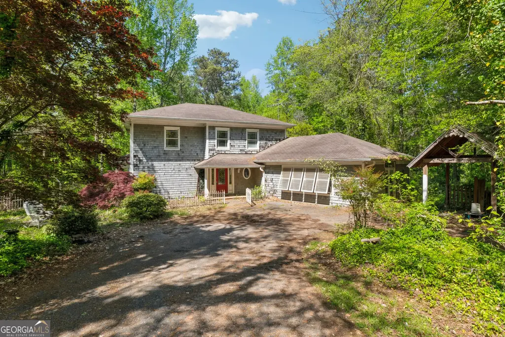 2057 Sugar Pike Road, Woodstock