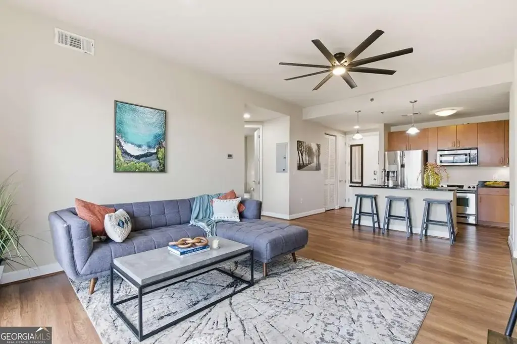 711 Cosmopolitan Drive Ne 517, Atlanta