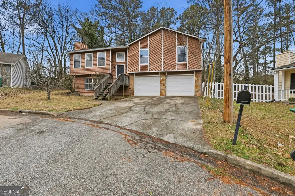5447 Pepperwood Court, Stone Mountain