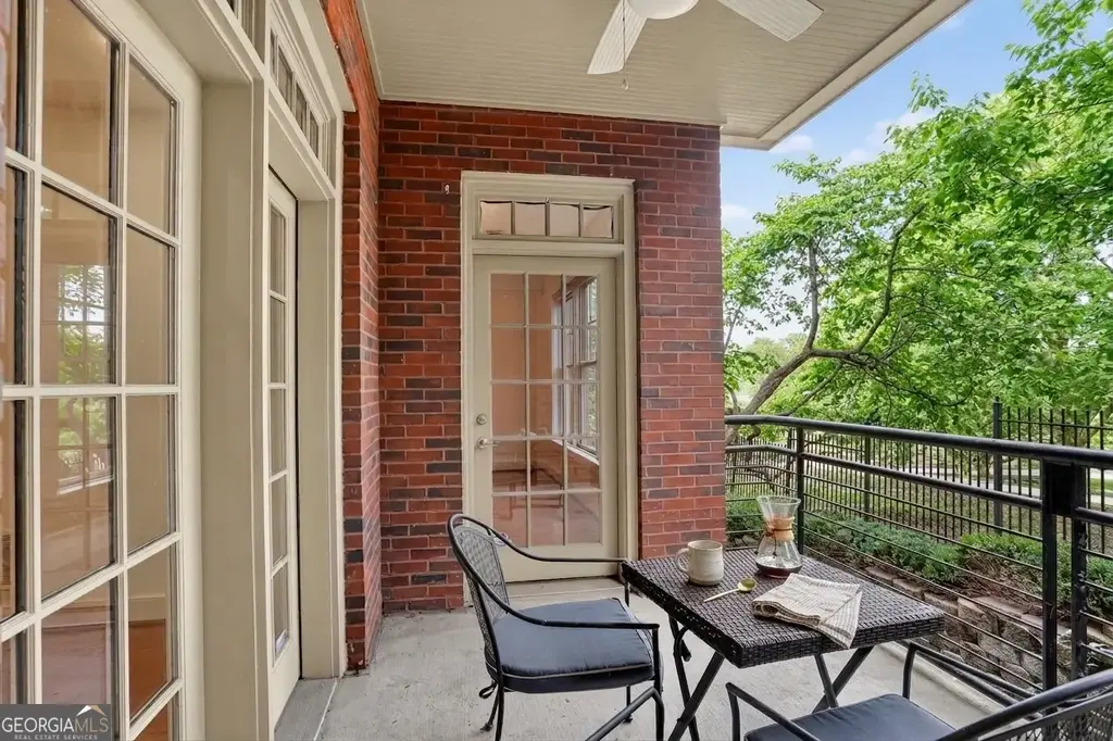 273 12th Street Ne 210, Atlanta