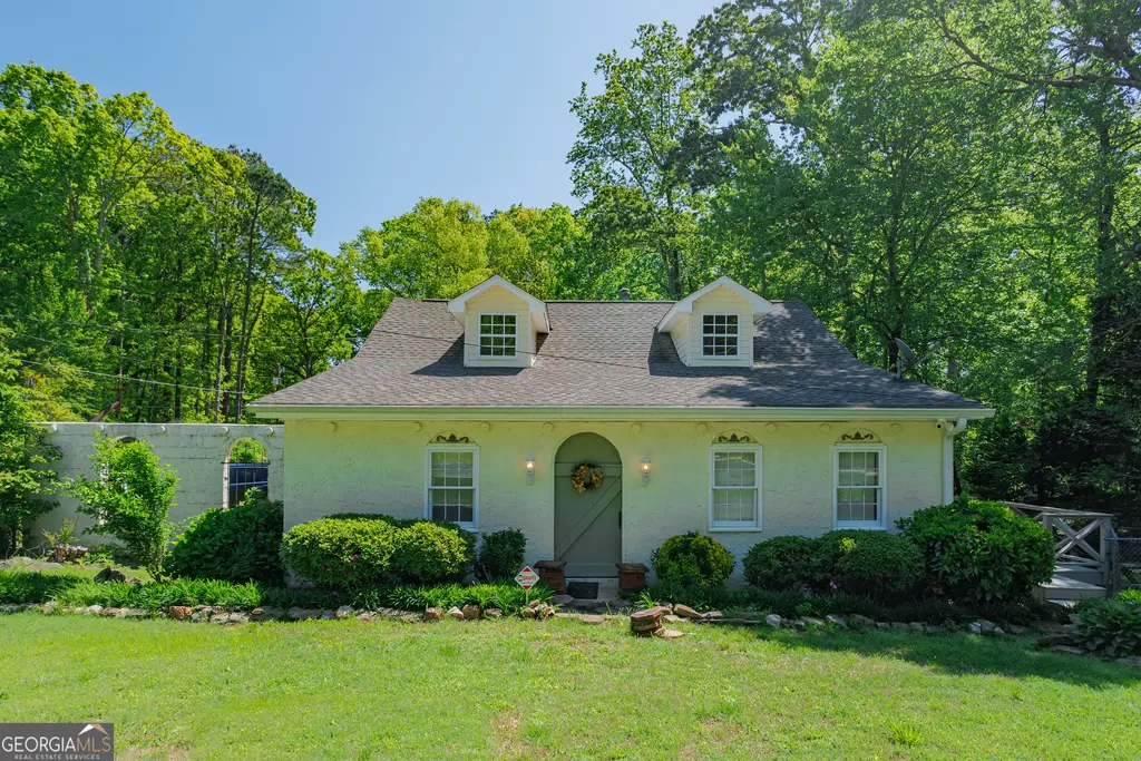 3970 Pine Hill Drive, Douglasville