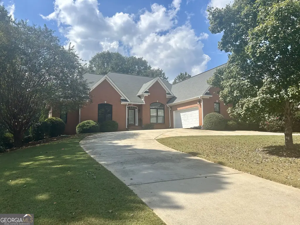 229 Overland Trail, McDonough