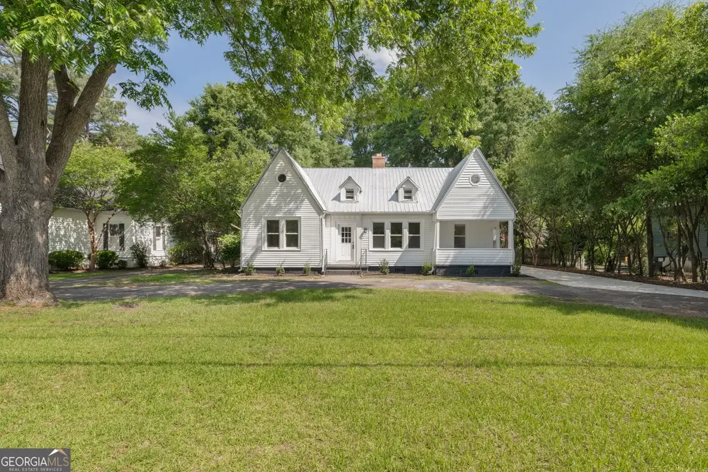 1205 Swift Street, Perry