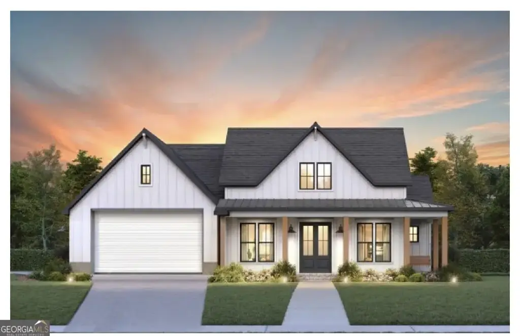 635 N Lake Circle, Oxford