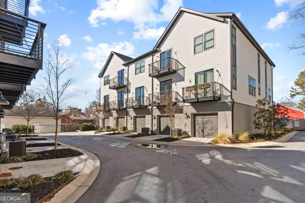 1350 May Avenue Se 14, Atlanta