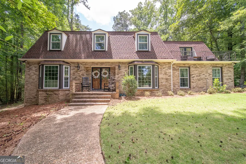 7349 Lullwater Road, Columbus