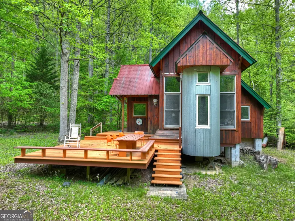14092 Big Creek Road, Cherry Log