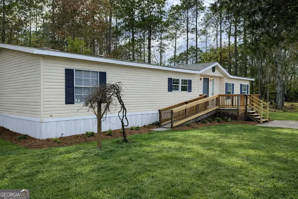 3210 Stoneback Street, Waycross