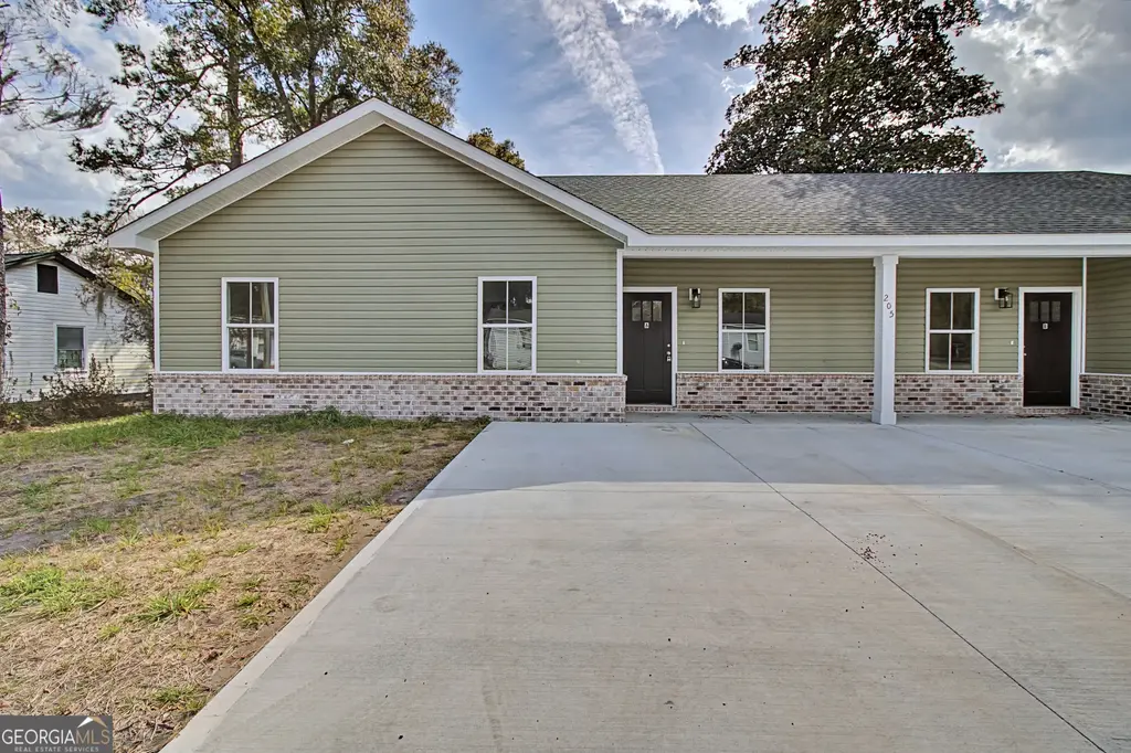 205 Bagley Avenue, Hinesville