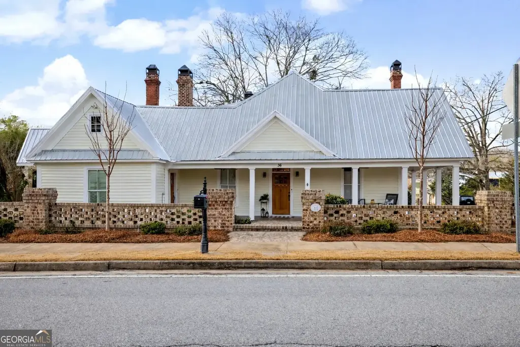 36 Broad Street, Senoia