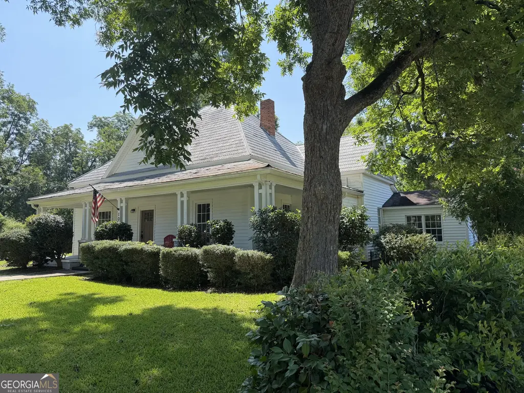 101 Harvey Street, Dexter